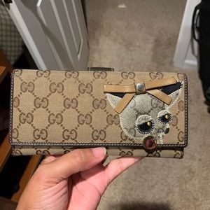 Used Gucci limited edition wallet